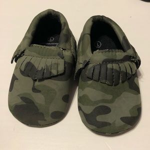 Romirus baby moccasins